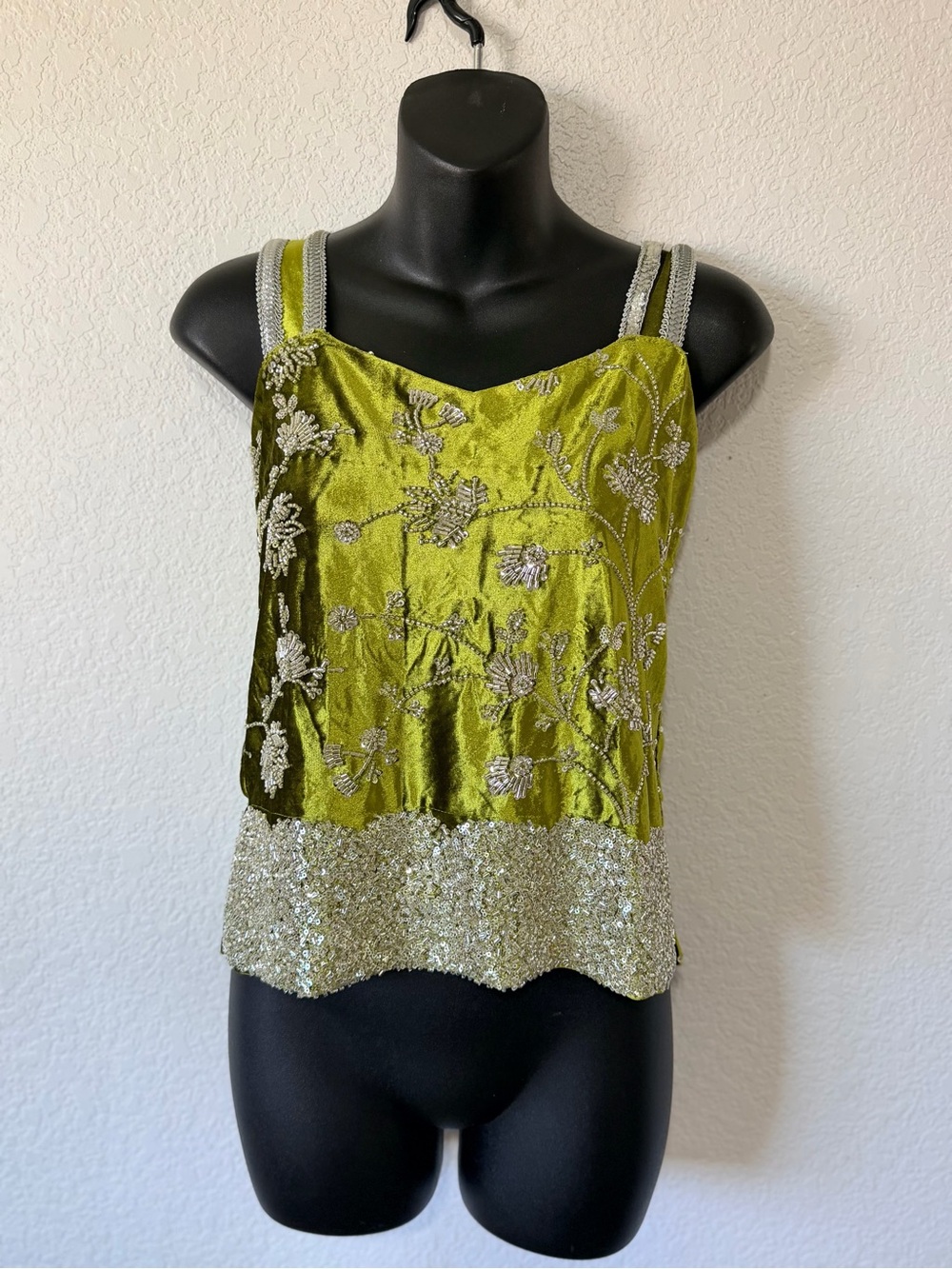 Vintage Y2K Olive Green Velvet Beaded Cami Top 🌟